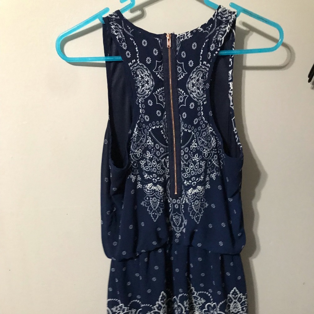 Short romper - Picture 2 of 2